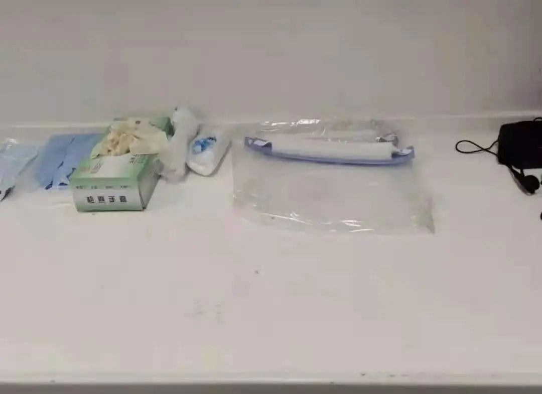 https://image.ipaiban.com/upload-ueditor-image-20210615-1623740353362039376.jpg 图片