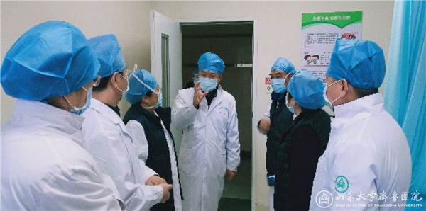 【阻击疫情,齐鲁医院在行动】刘庆深入儿科门诊督导新型冠状病毒感染的肺炎疫情防控工作