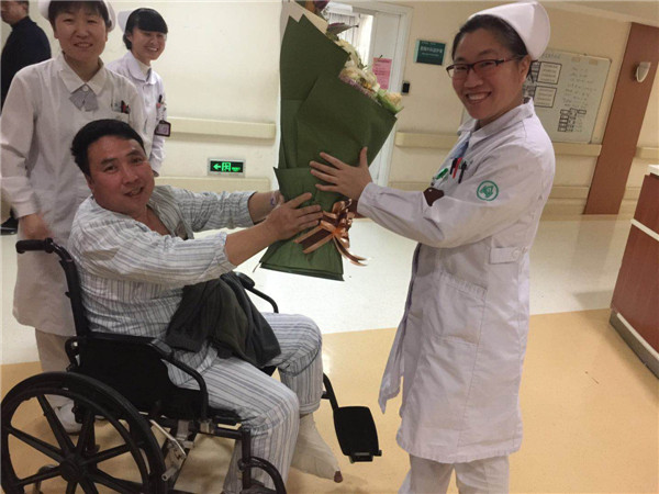 齐鲁医院跨年夜里的温情坚守与温馨相伴——山东大学齐鲁医院跨年夜图片集锦