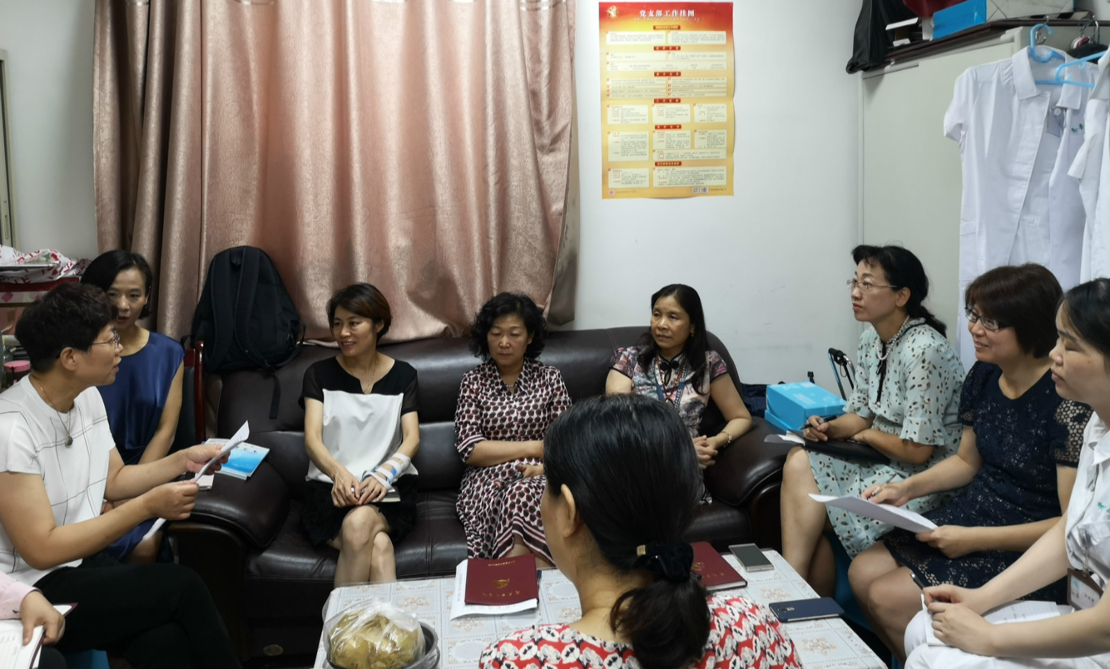 护理部举办“做合格齐鲁人:齐鲁人的初心是什么”讨论活动